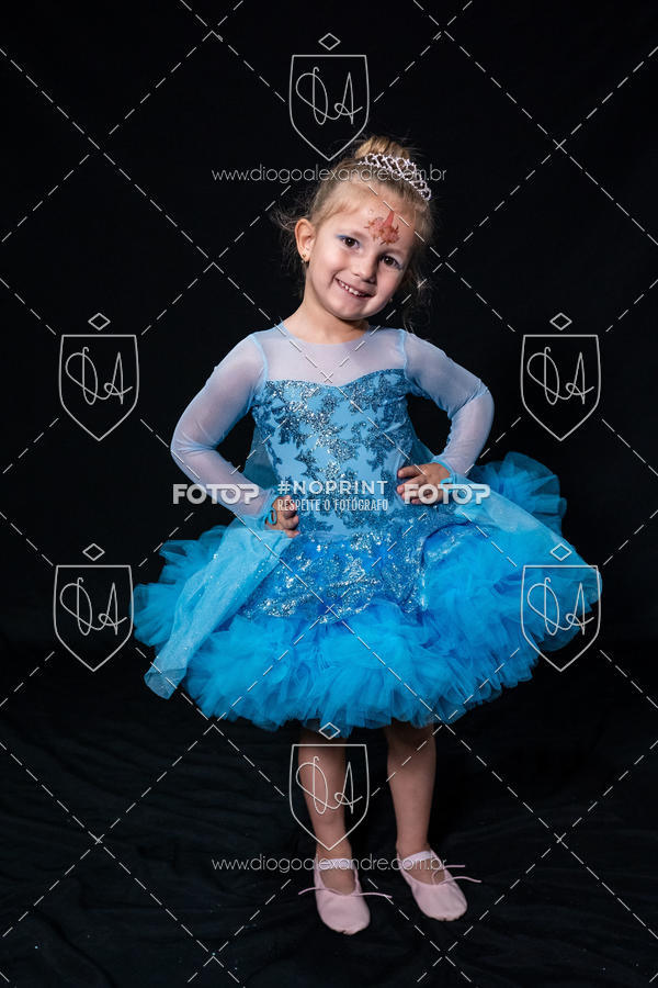 Buy your photos of the eventBelieve New York 2018 on Fotop