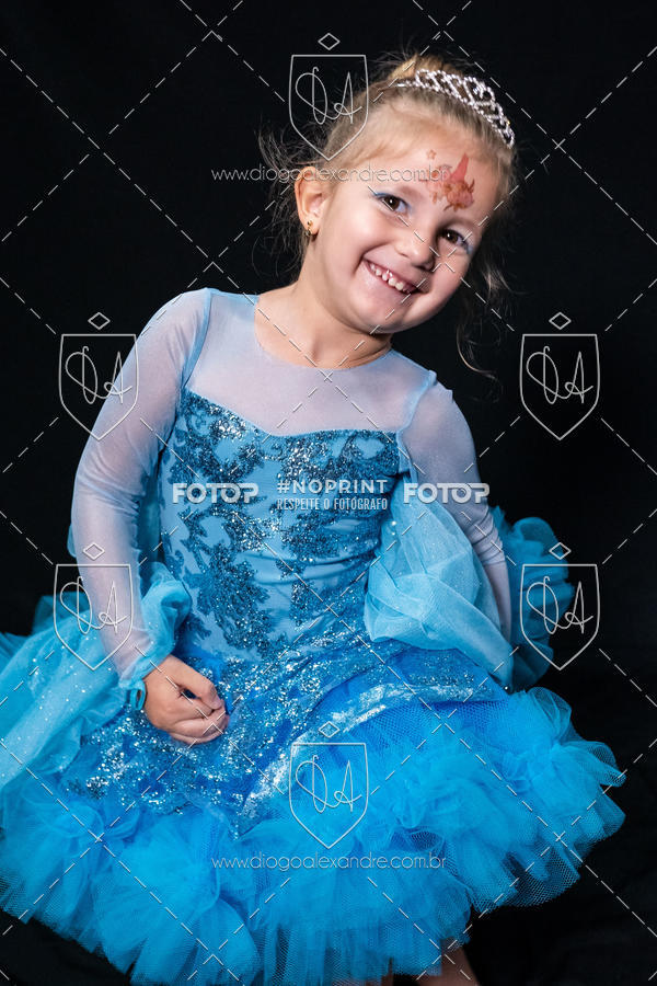 Buy your photos of the eventBelieve New York 2018 on Fotop