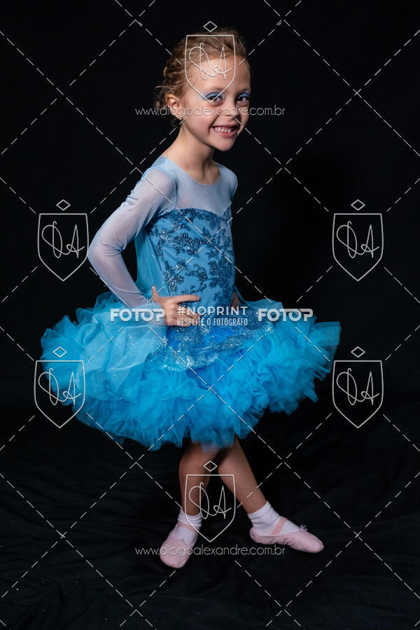 Buy your photos of the eventBelieve New York 2018 on Fotop