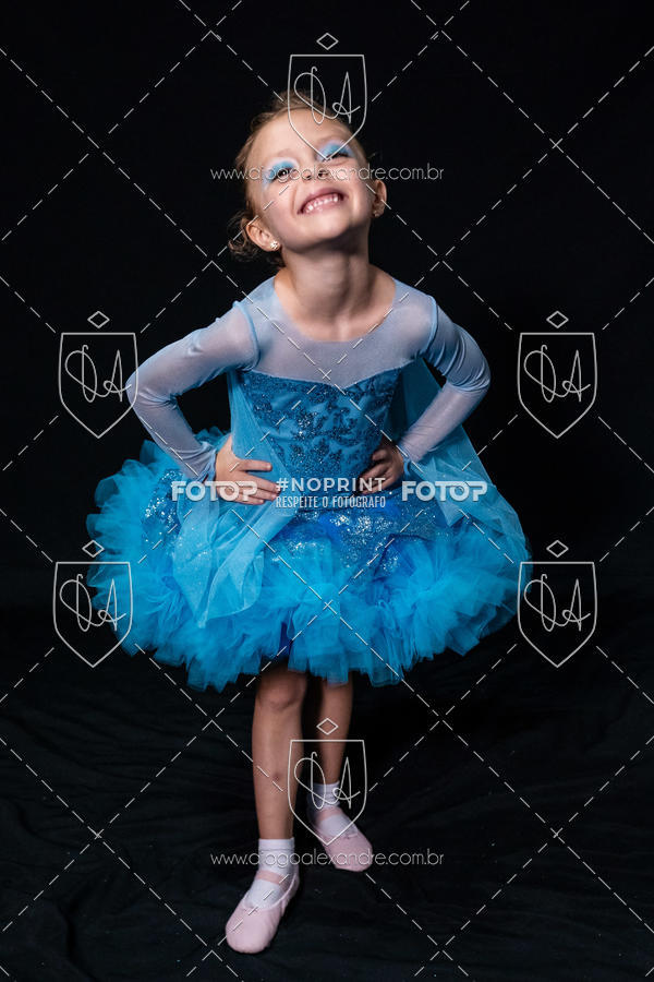 Buy your photos of the eventBelieve New York 2018 on Fotop