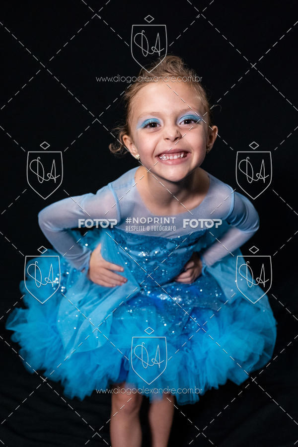 Buy your photos of the eventBelieve New York 2018 on Fotop