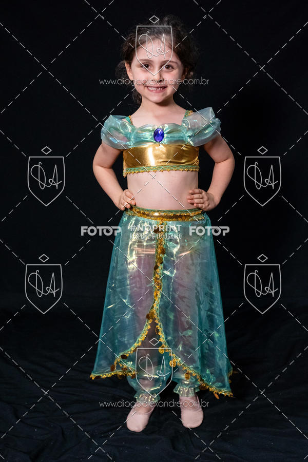 Buy your photos of the eventBelieve New York 2018 on Fotop