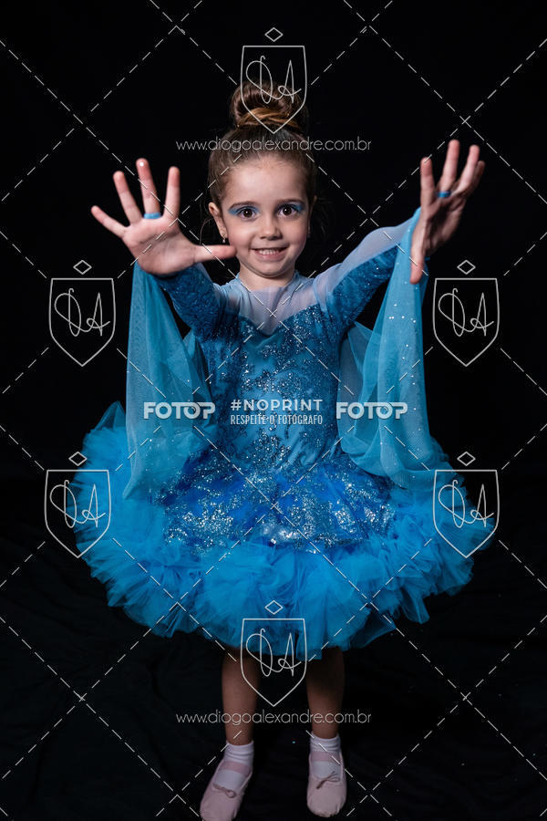 Buy your photos of the eventBelieve New York 2018 on Fotop