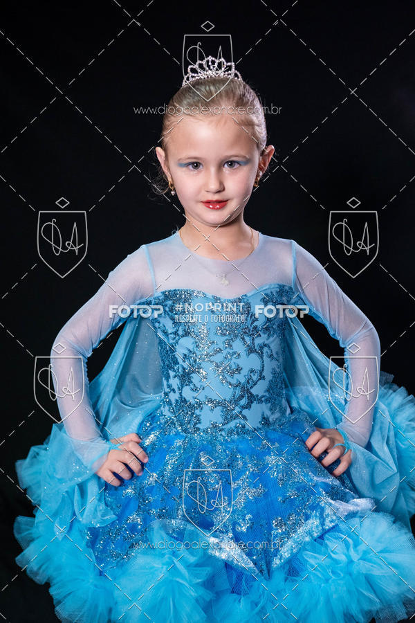 Buy your photos of the eventBelieve New York 2018 on Fotop