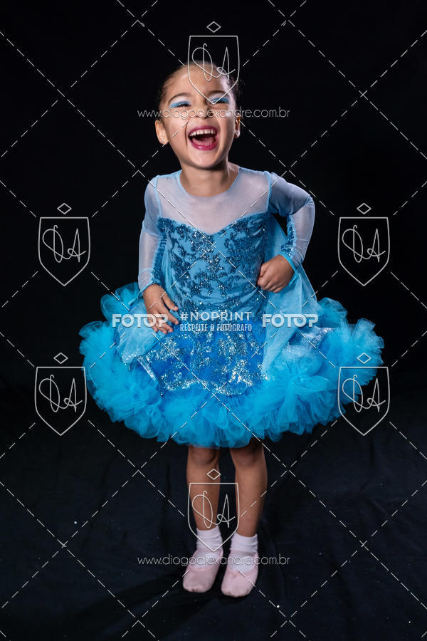 Buy your photos of the eventBelieve New York 2018 on Fotop