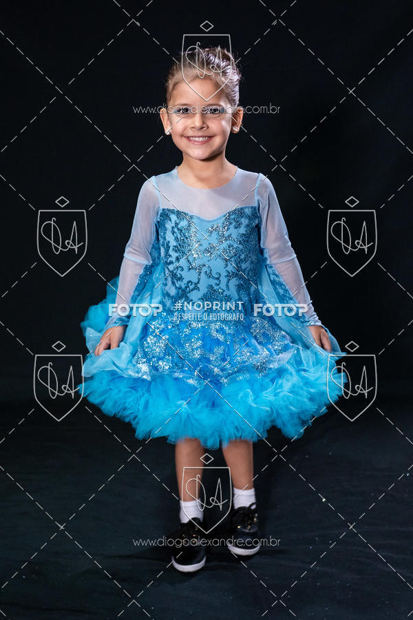 Buy your photos of the eventBelieve New York 2018 on Fotop