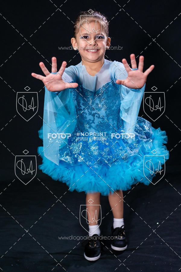 Buy your photos of the eventBelieve New York 2018 on Fotop