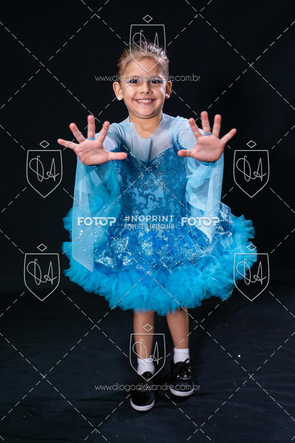 Buy your photos of the eventBelieve New York 2018 on Fotop