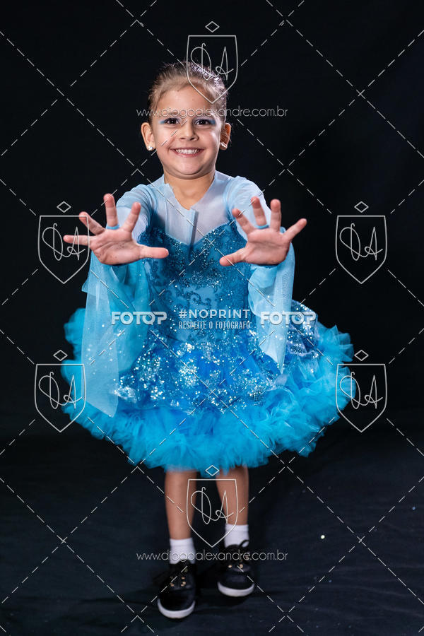 Buy your photos of the eventBelieve New York 2018 on Fotop