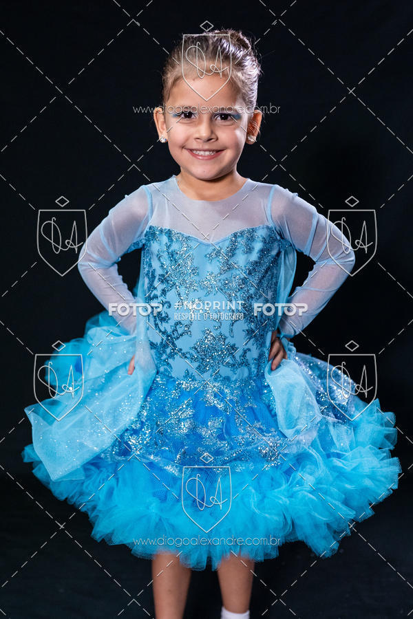 Buy your photos of the eventBelieve New York 2018 on Fotop