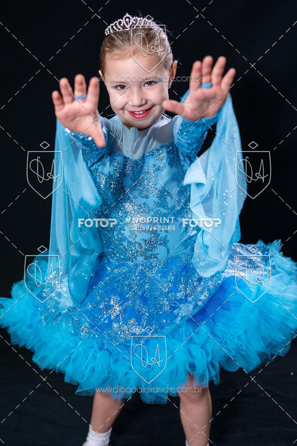 Buy your photos of the eventBelieve New York 2018 on Fotop