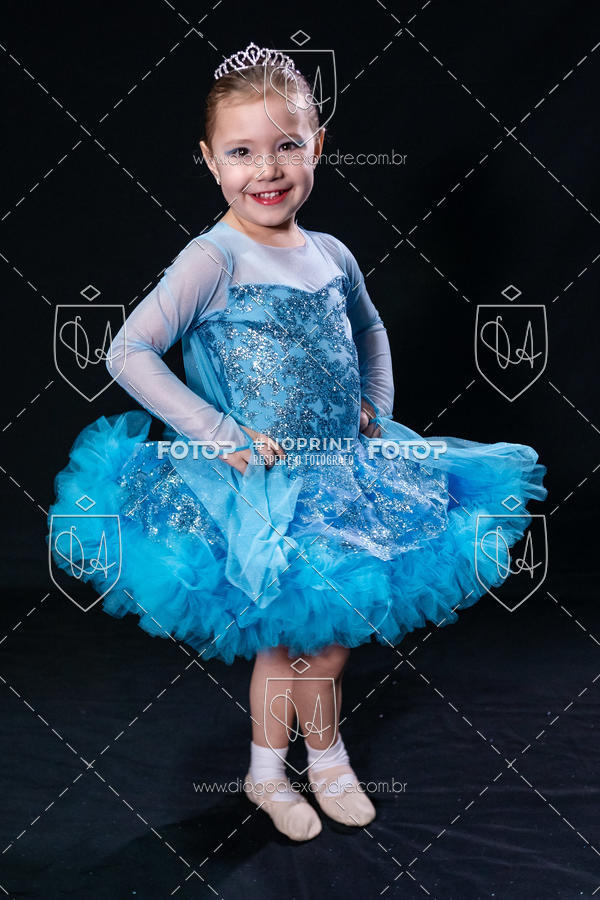 Buy your photos of the eventBelieve New York 2018 on Fotop