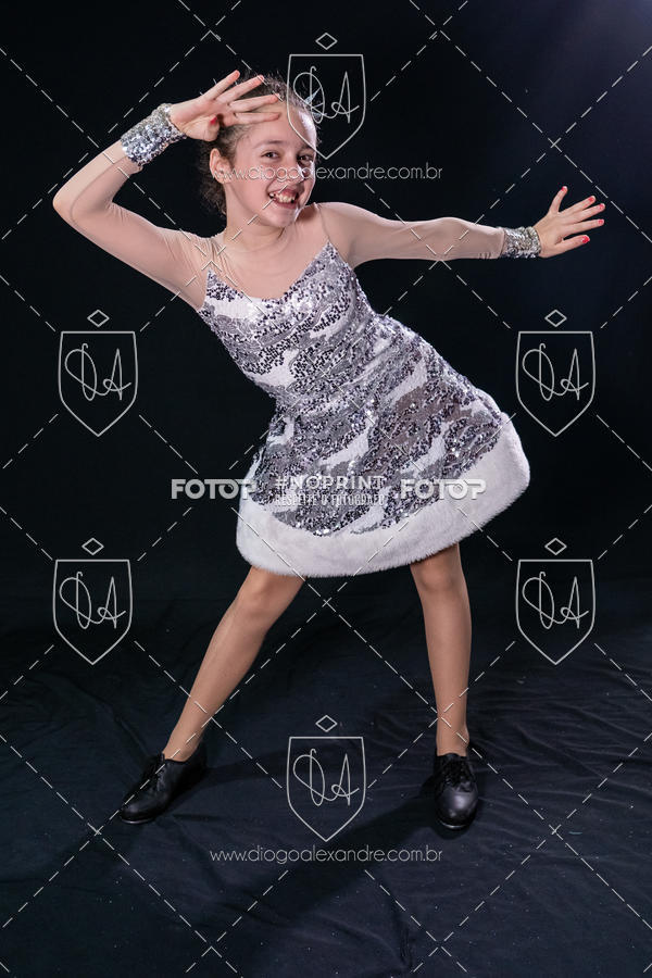 Buy your photos of the eventBelieve New York 2018 on Fotop