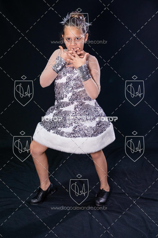 Buy your photos of the eventBelieve New York 2018 on Fotop