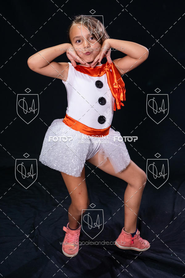 Buy your photos of the eventBelieve New York 2018 on Fotop