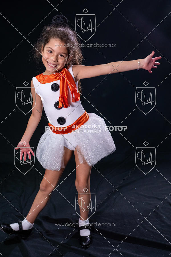 Buy your photos of the eventBelieve New York 2018 on Fotop