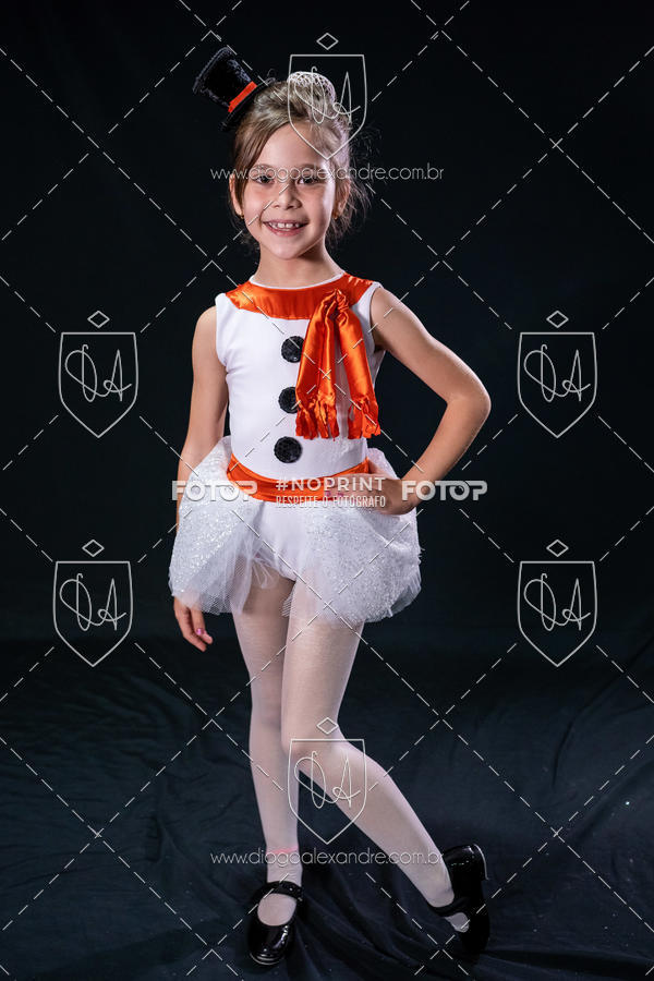 Buy your photos of the eventBelieve New York 2018 on Fotop