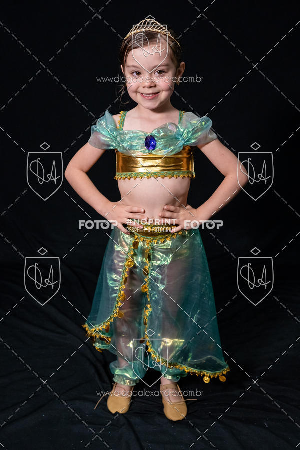 Buy your photos of the eventBelieve New York 2018 on Fotop