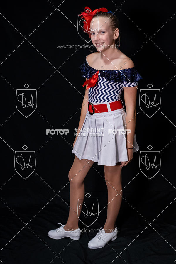 Buy your photos of the eventBelieve New York 2018 on Fotop