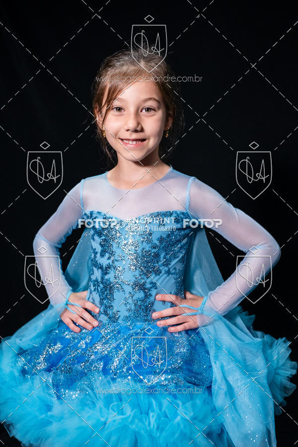 Buy your photos of the eventBelieve New York 2018 on Fotop