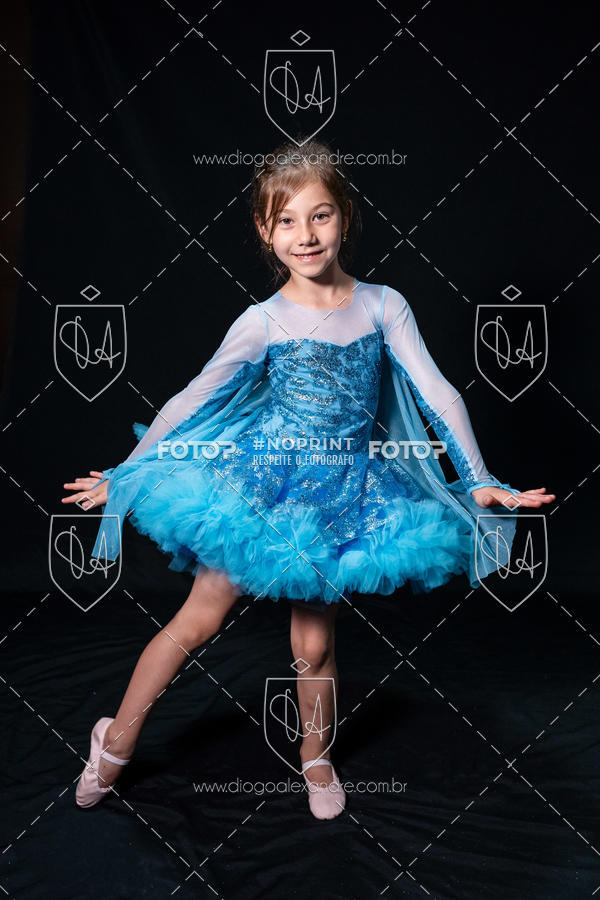 Buy your photos of the eventBelieve New York 2018 on Fotop