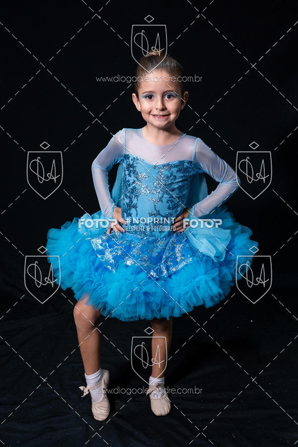 Buy your photos of the eventBelieve New York 2018 on Fotop