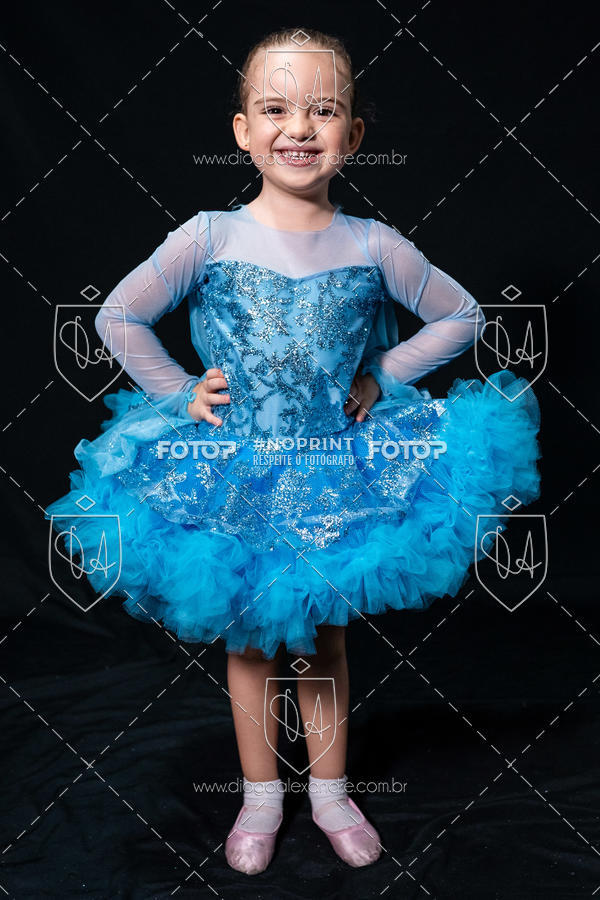 Buy your photos of the eventBelieve New York 2018 on Fotop