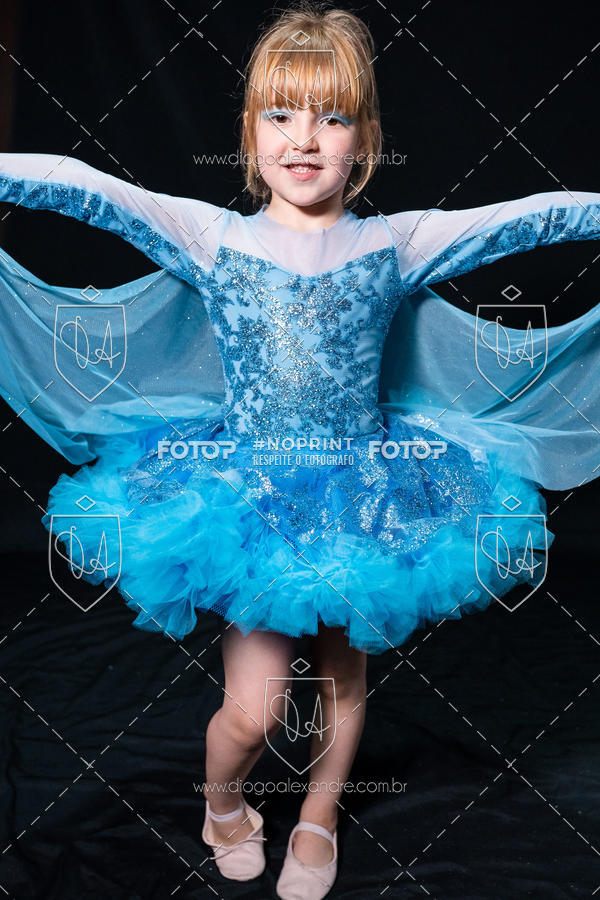 Buy your photos of the eventBelieve New York 2018 on Fotop