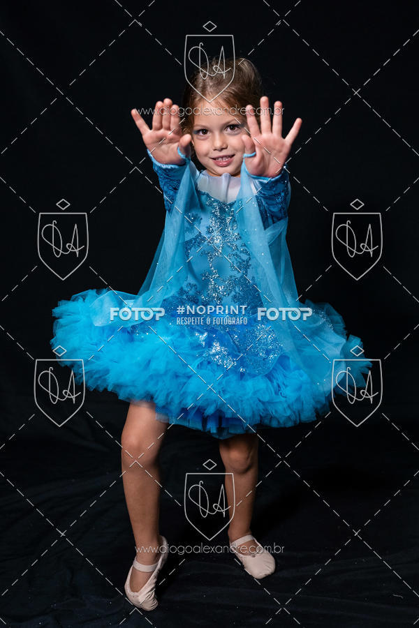 Buy your photos of the eventBelieve New York 2018 on Fotop