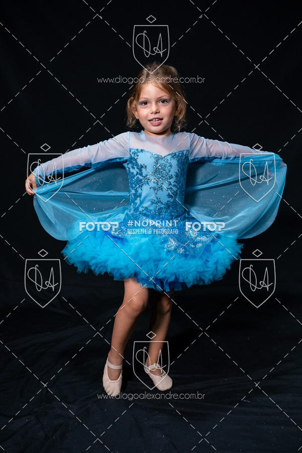 Buy your photos of the eventBelieve New York 2018 on Fotop