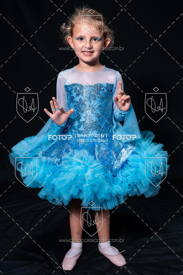 Buy your photos of the eventBelieve New York 2018 on Fotop