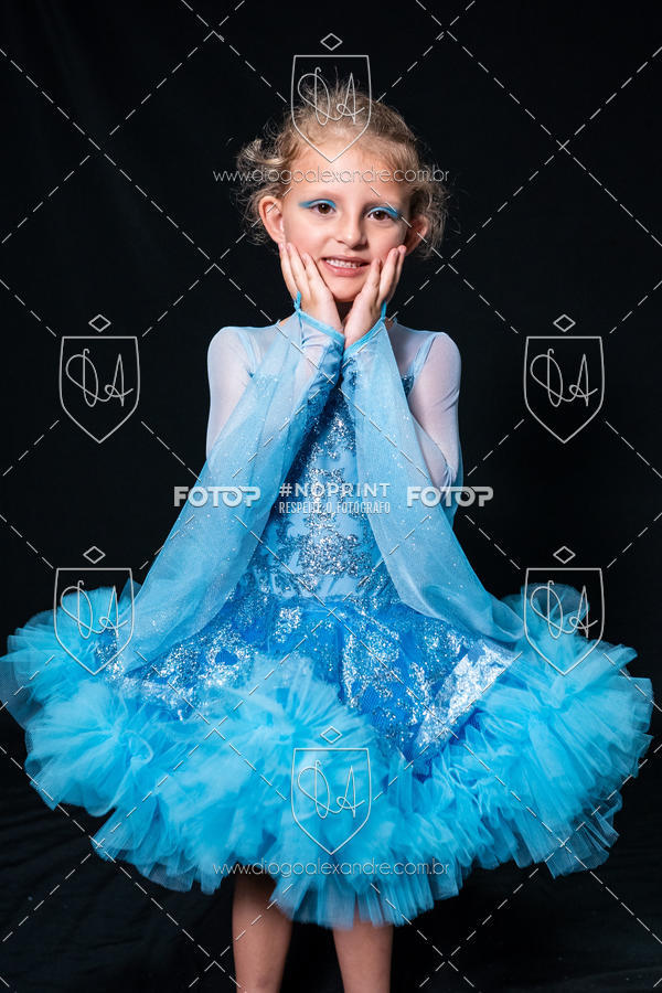 Buy your photos of the eventBelieve New York 2018 on Fotop