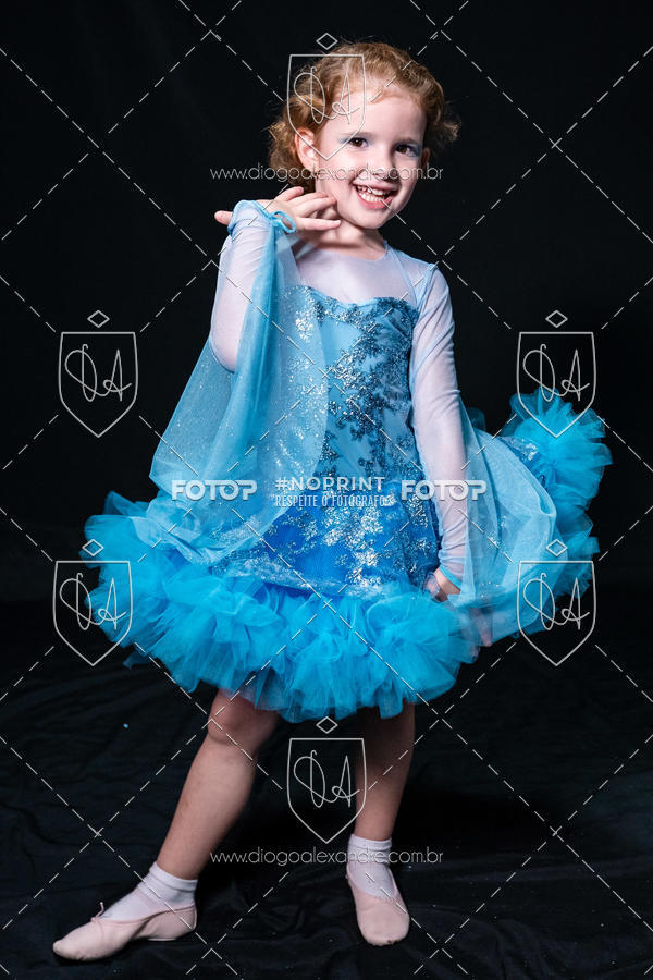 Buy your photos of the eventBelieve New York 2018 on Fotop