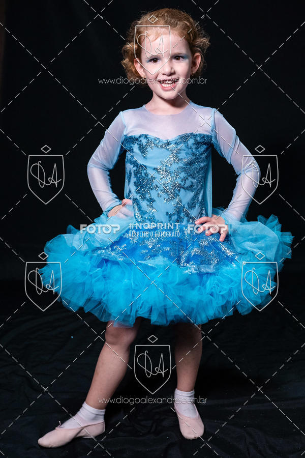 Buy your photos of the eventBelieve New York 2018 on Fotop