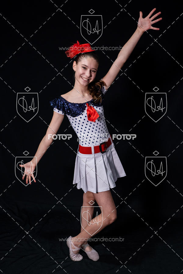 Buy your photos of the eventBelieve New York 2018 on Fotop