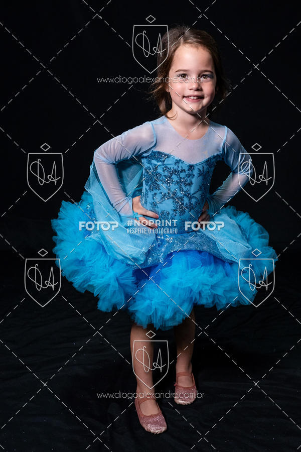 Buy your photos of the eventBelieve New York 2018 on Fotop