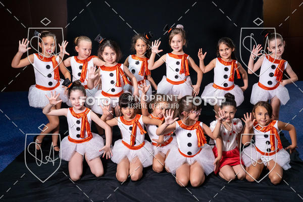 Buy your photos of the eventBelieve New York 2018 on Fotop