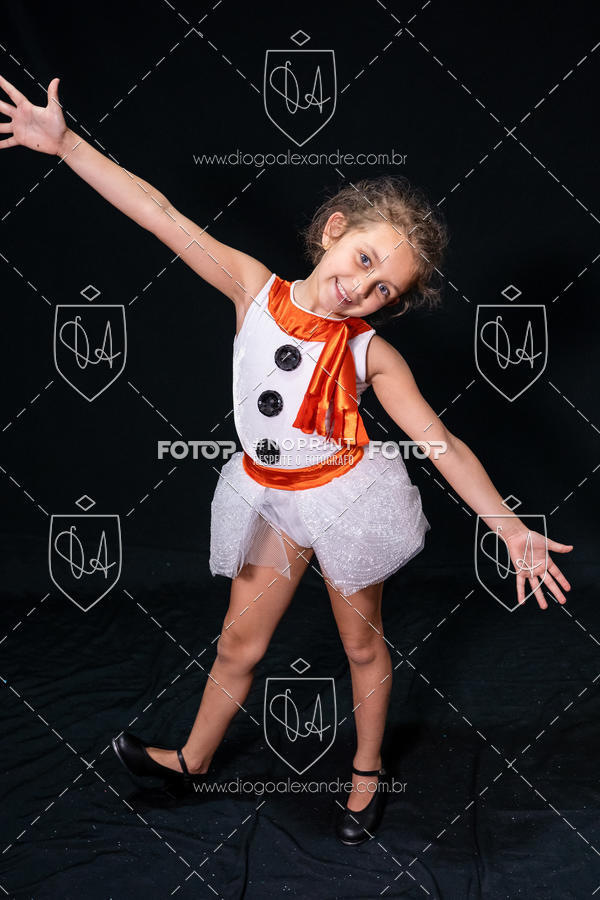 Buy your photos of the eventBelieve New York 2018 on Fotop