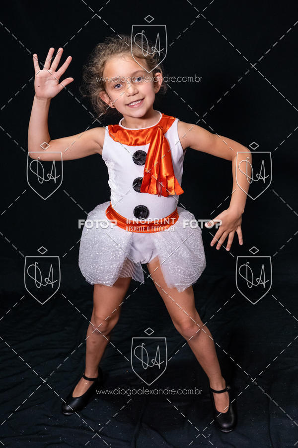 Buy your photos of the eventBelieve New York 2018 on Fotop