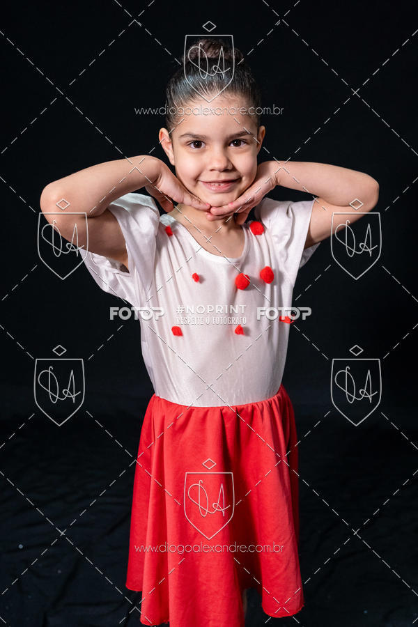 Buy your photos of the eventBelieve New York 2018 on Fotop