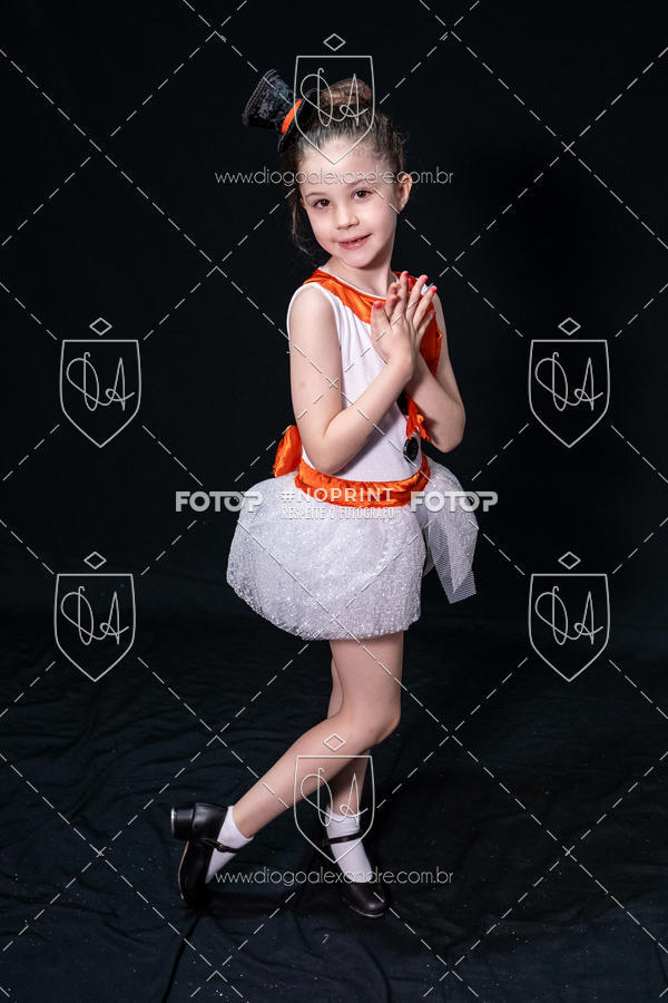 Buy your photos of the eventBelieve New York 2018 on Fotop