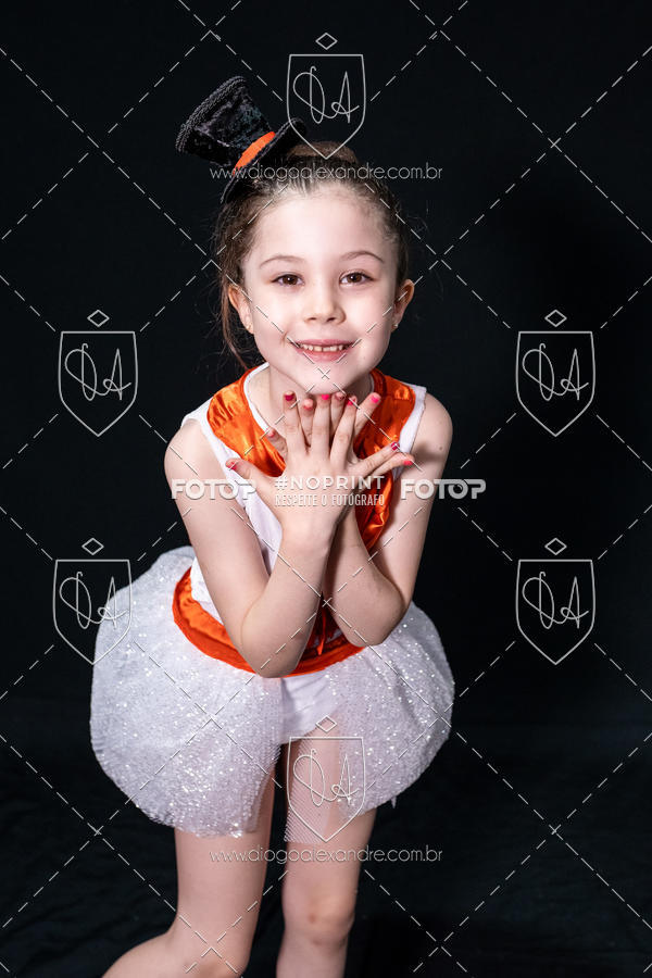 Buy your photos of the eventBelieve New York 2018 on Fotop