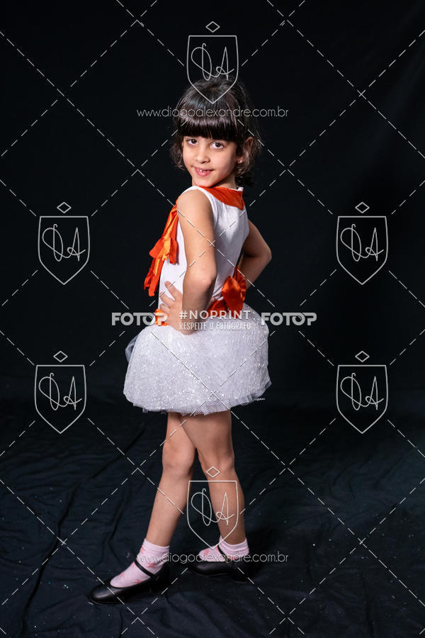 Buy your photos of the eventBelieve New York 2018 on Fotop