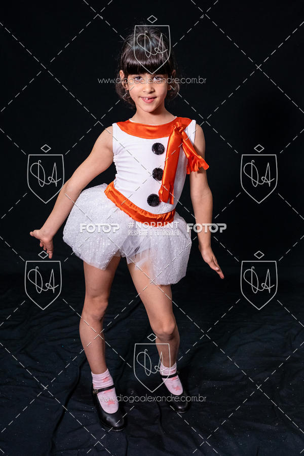 Buy your photos of the eventBelieve New York 2018 on Fotop