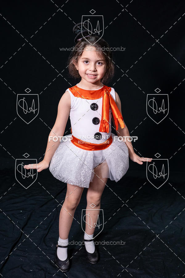 Buy your photos of the eventBelieve New York 2018 on Fotop