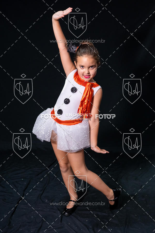 Buy your photos of the eventBelieve New York 2018 on Fotop