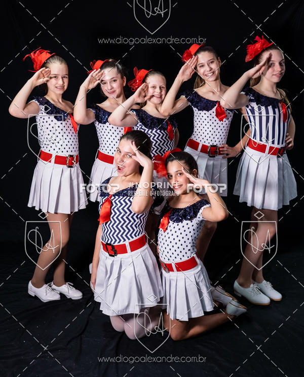 Buy your photos of the eventBelieve New York 2018 on Fotop