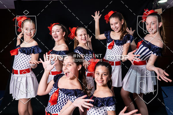 Buy your photos of the eventBelieve New York 2018 on Fotop