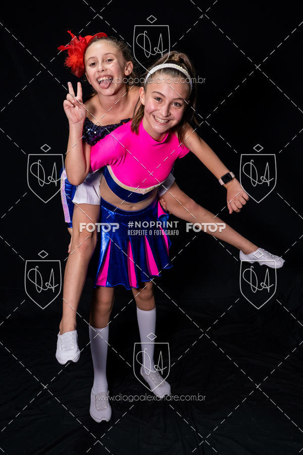 Buy your photos of the eventBelieve New York 2018 on Fotop