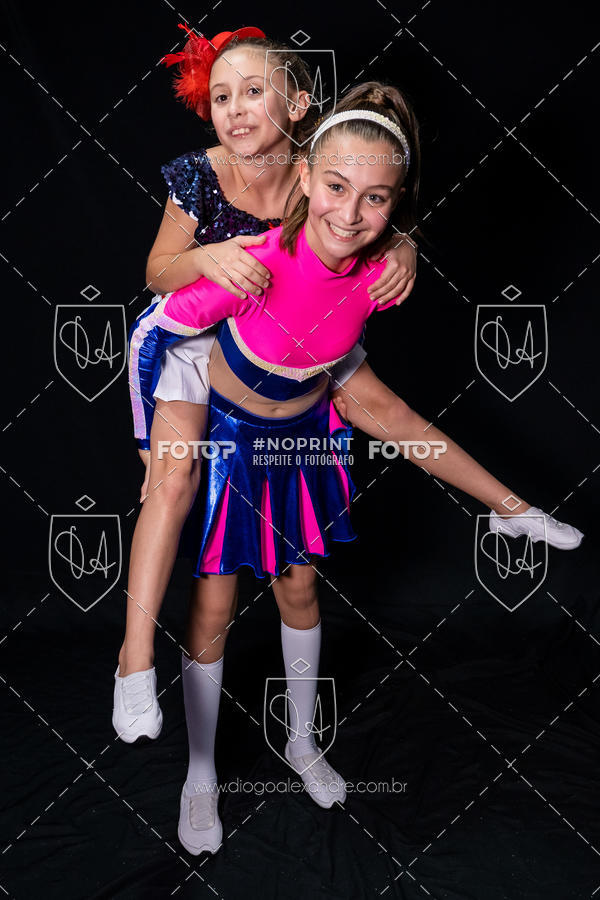 Buy your photos of the eventBelieve New York 2018 on Fotop